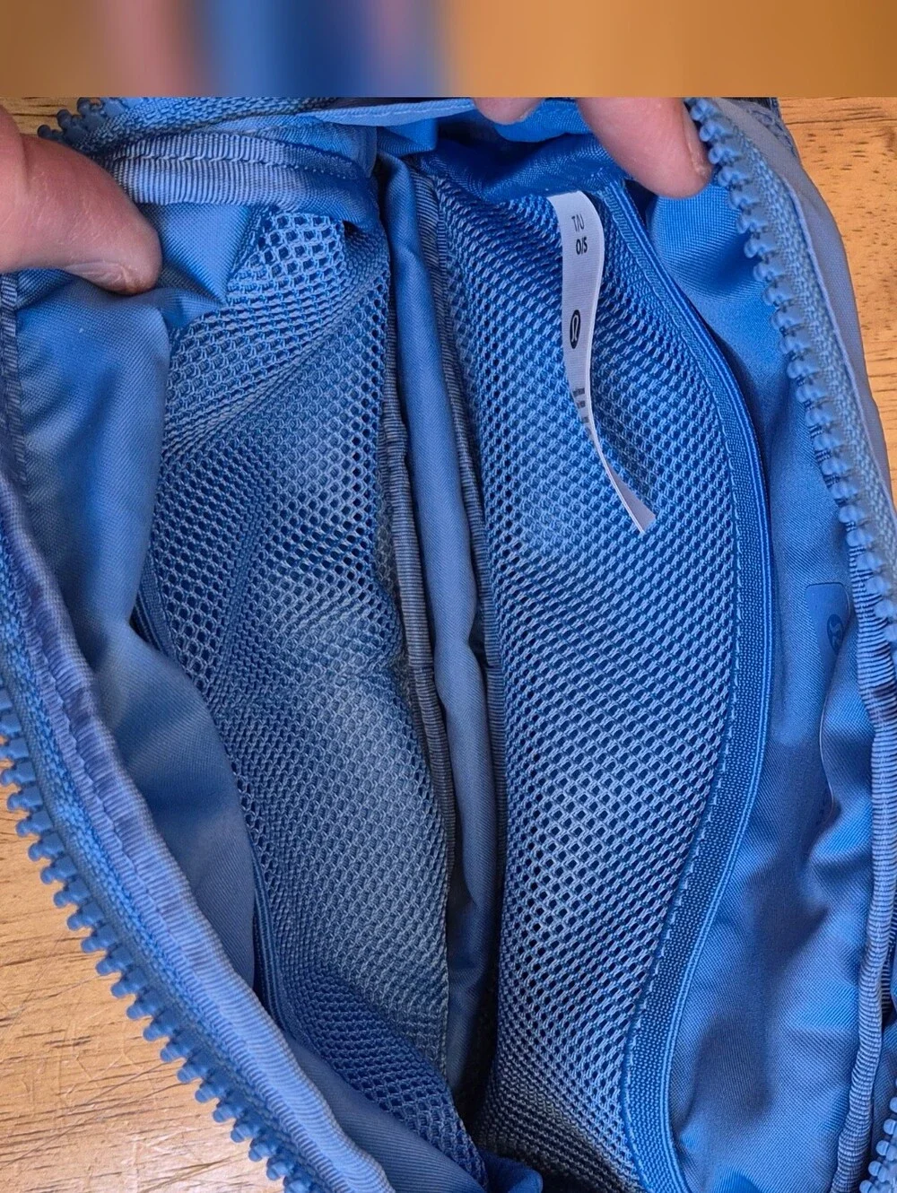 Lululemon SET Ocean Wave blue Large belt bag & matching Tumbler Charm Keychain
